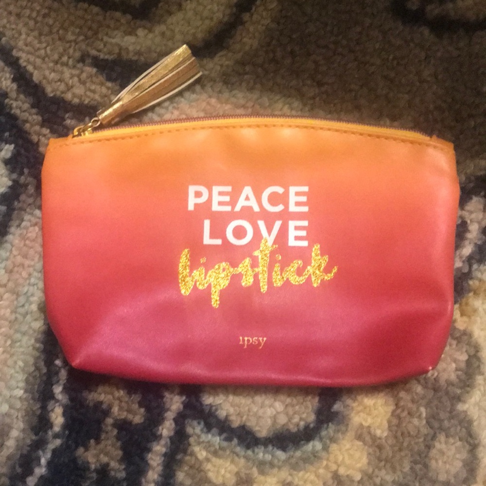NWOT Peace Love Lipstick Ipsy Bag